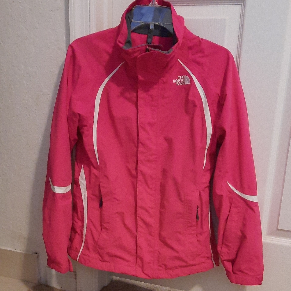 The North Face Women's Fuchsia Jacket